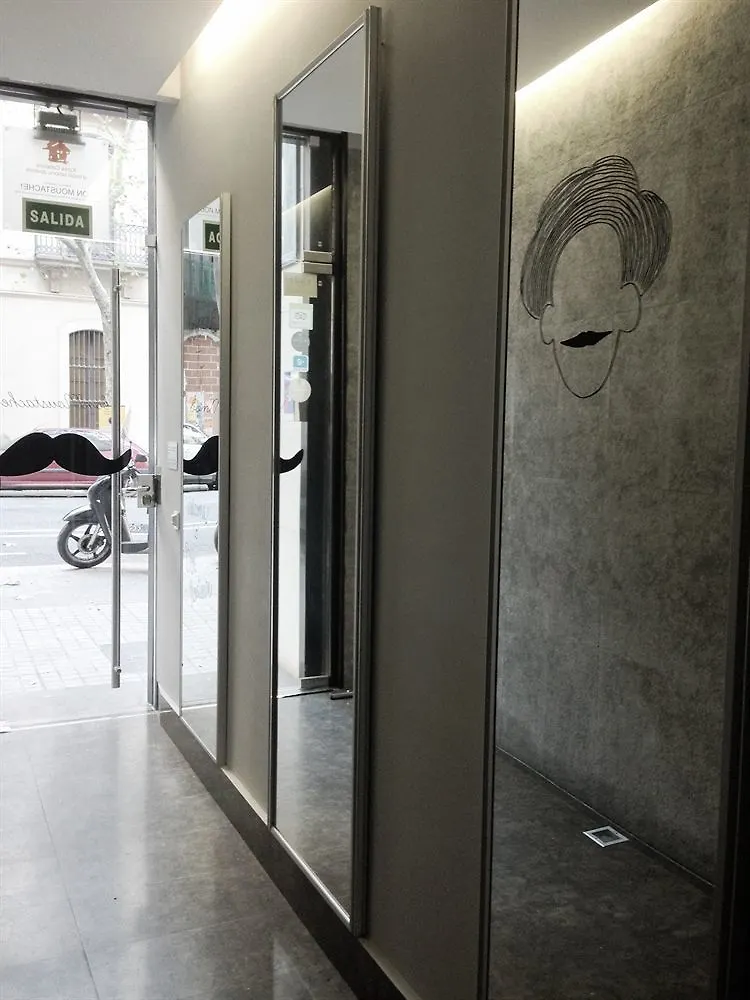 Don Moustache Boutique Hostel Barselona