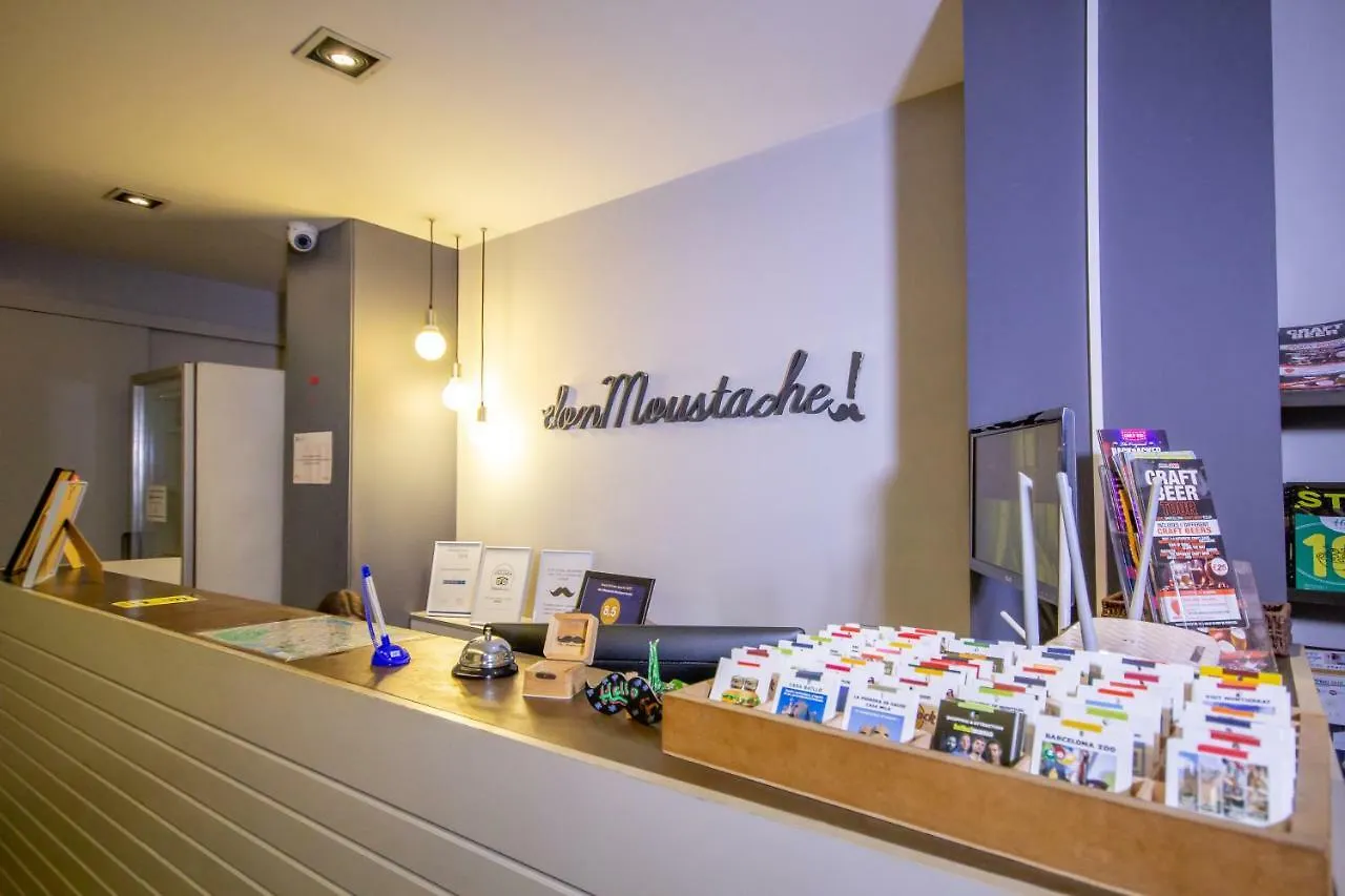 Don Moustache Boutique Hostel Barselona