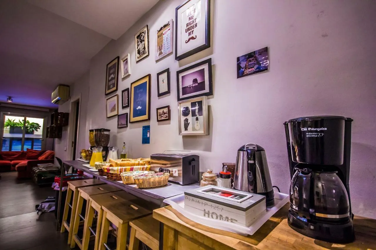 Don Moustache Boutique Hostel Barselona